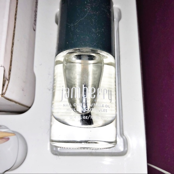 Jamberry Tru Shine Gel Nail Kit - Picture 6 of 11